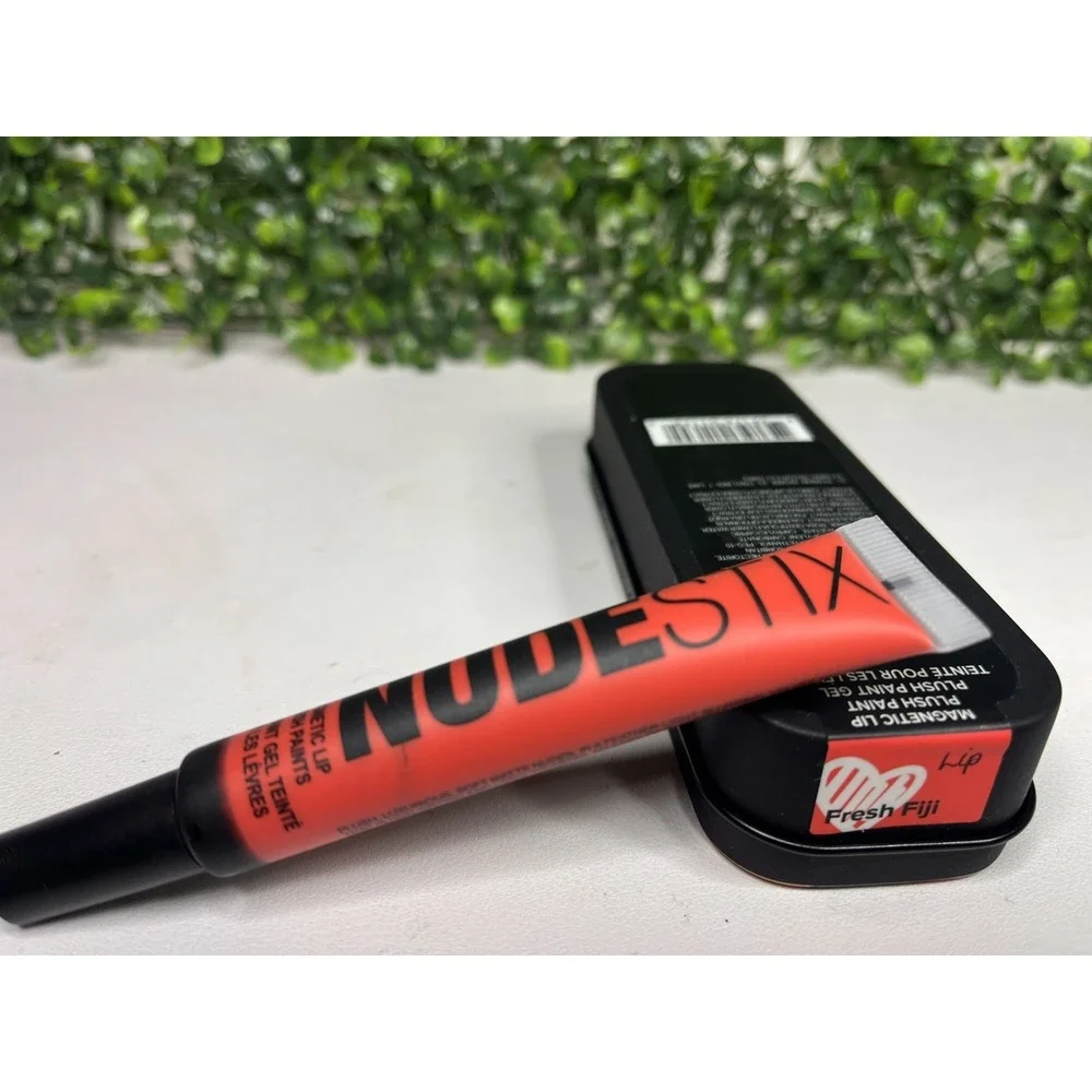 NUDESTIX magnetic lip